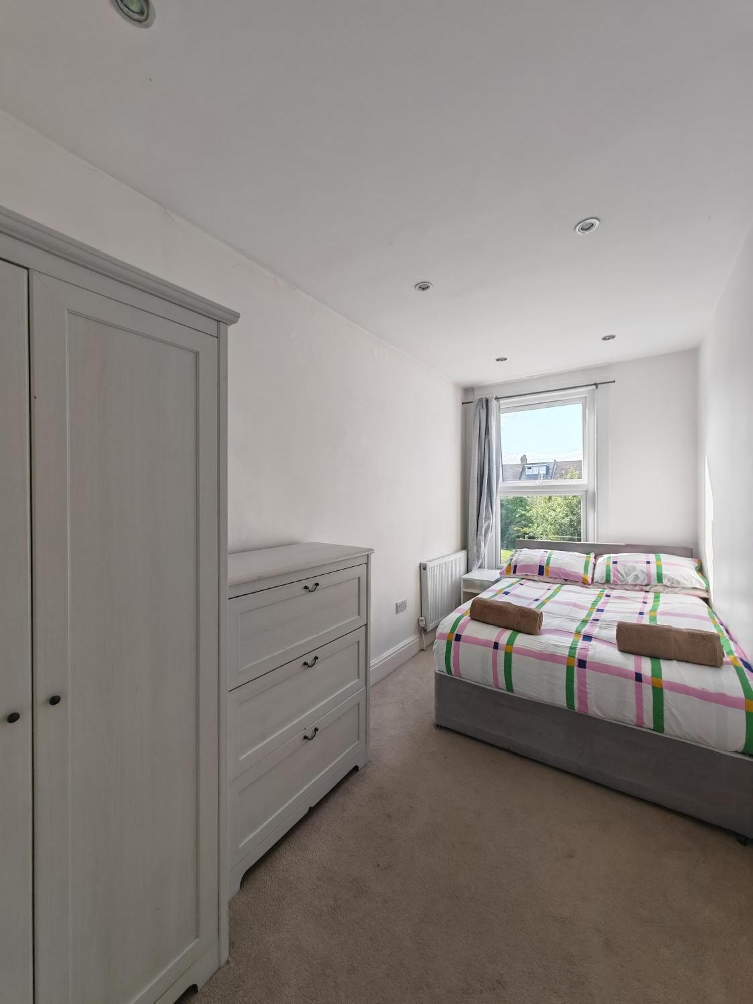 Spacious 3 Bedroom In Appartamento *